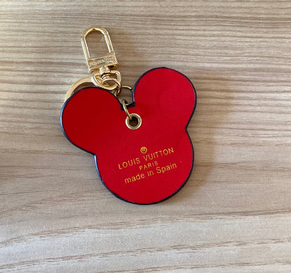 LV KEYCHAINS | BULK | NEW